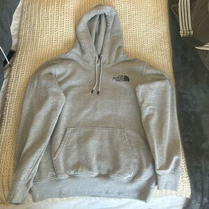 Men’s Gray North Face hoodie